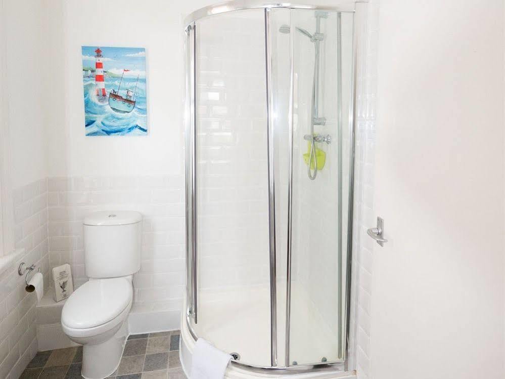 Southern Breeze Lodge - Adults Only Bournemouth Exteriör bild